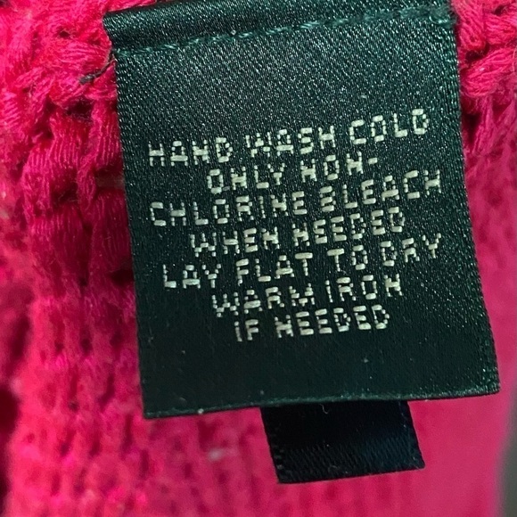 Women's Lauren Ralph Lauren Plus Size 1X Hot Pink Sweater Pull Over Buttons - Picture 9 of 12